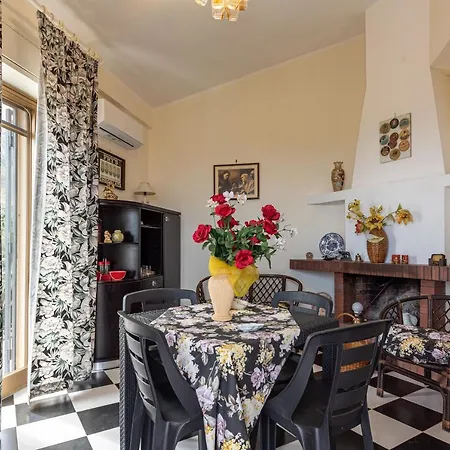 Zina Holiday home *